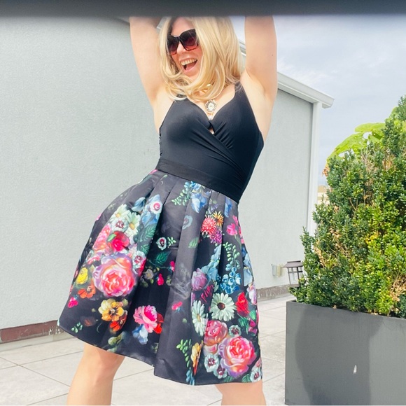 Ted Baker Black Floral Pattern Satin Tutu Tailored A-Line Skirt NWOT - Picture 5 of 16